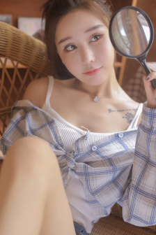 小丹裸睡我进小丹房第一章